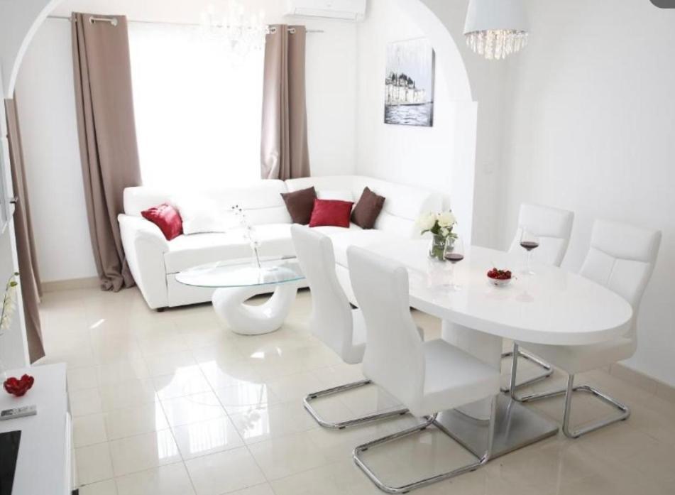 Villa Nera Vodice Exterior foto
